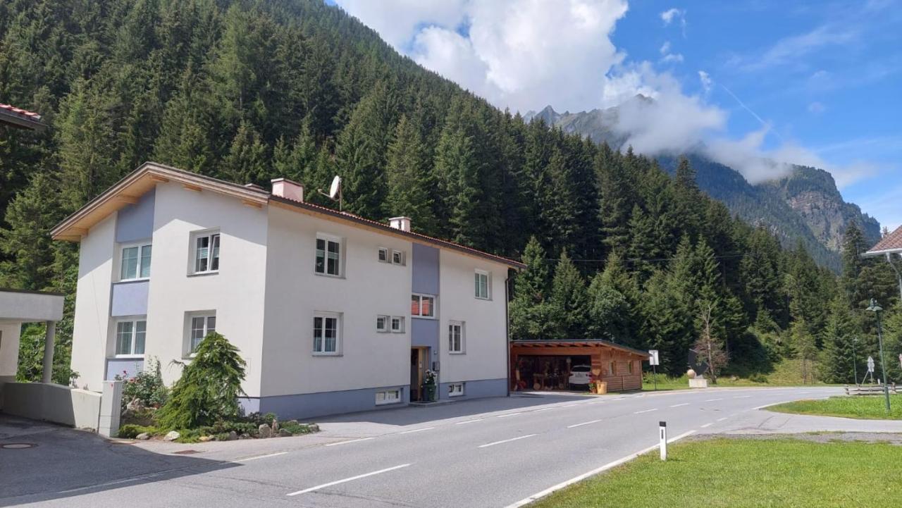 Beim Holzwurm Andy Διαμέρισμα Sankt Leonhard im Pitztal Εξωτερικό φωτογραφία